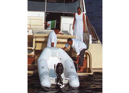 1203845_ Capstan Quick Totem TMG 800W 12v
