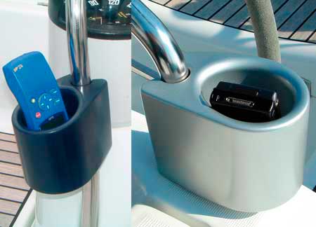 5805029_ Thermal drink holder Blue with Clip